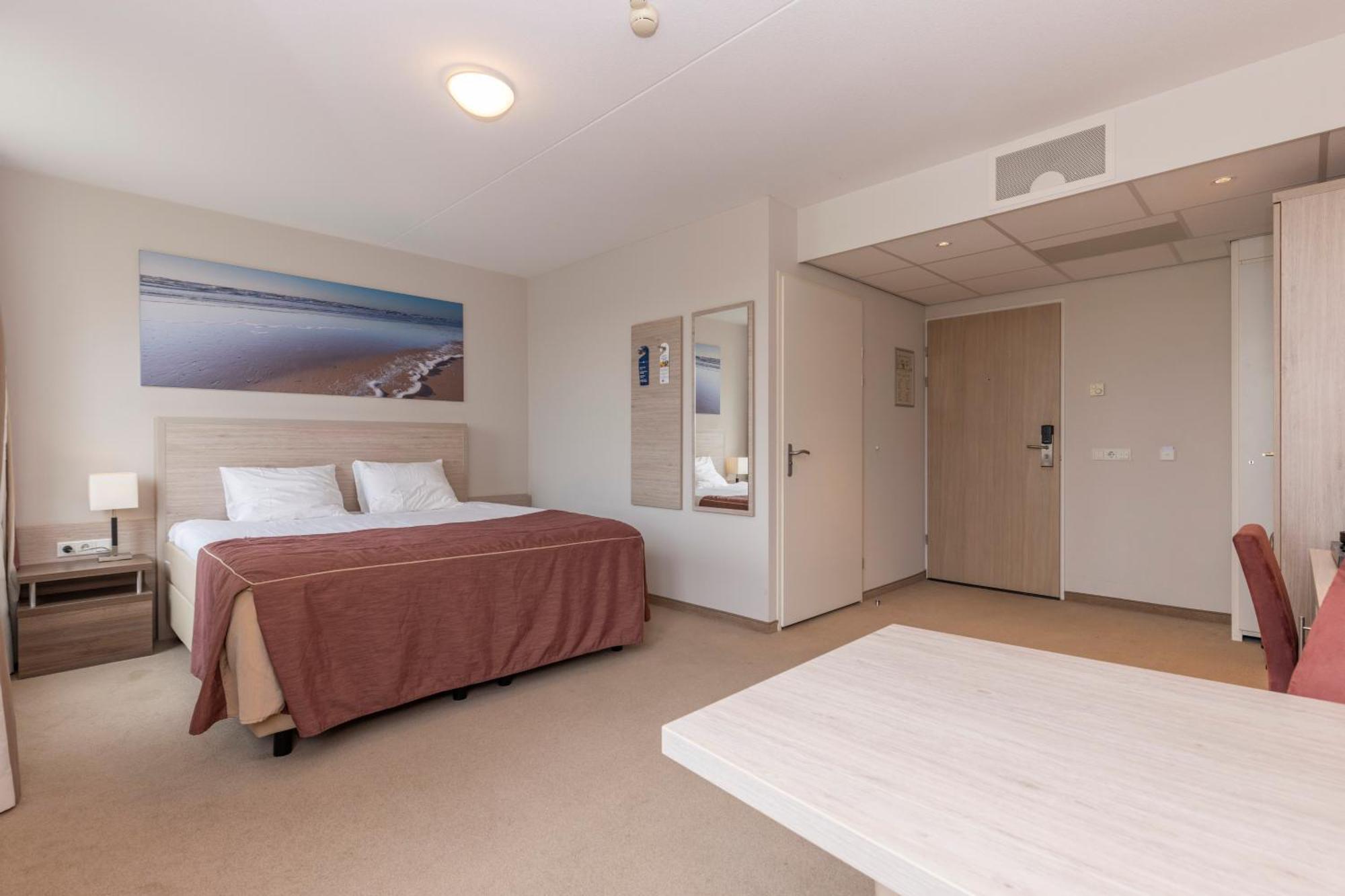 Fletcher Wellness-Hotel Kamperduinen 캄퍼란트 외부 사진